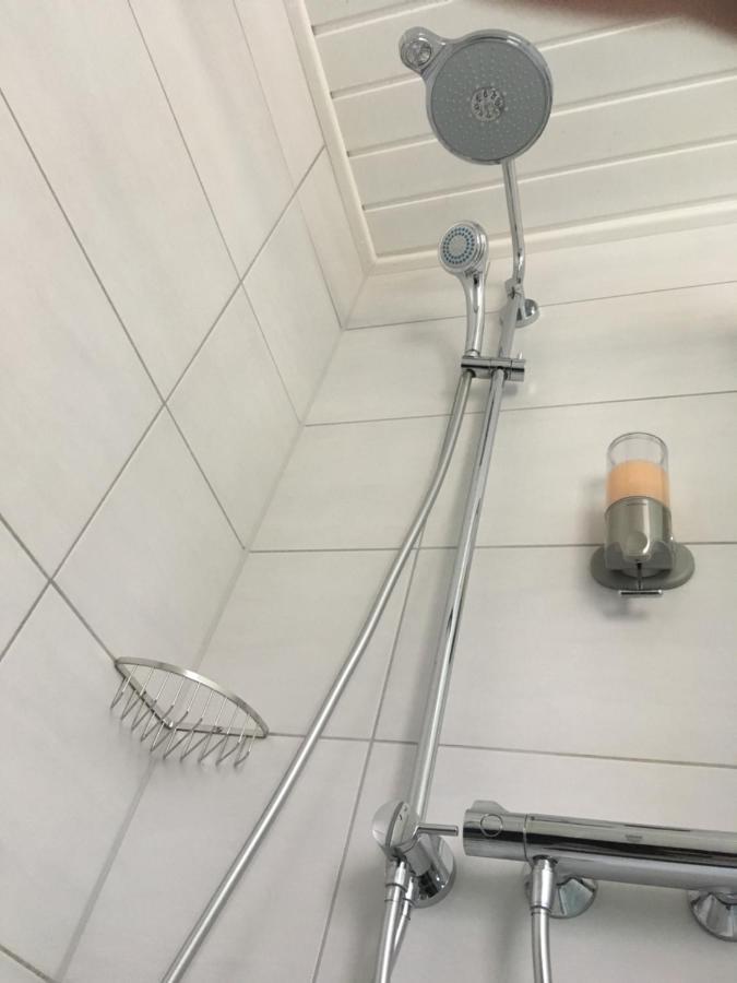 Schwarz-Weiss Appartement Rust Buitenkant foto